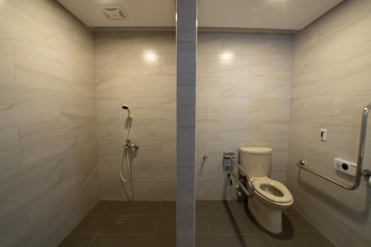 LIANN Hotel Taichung Buitenkant foto