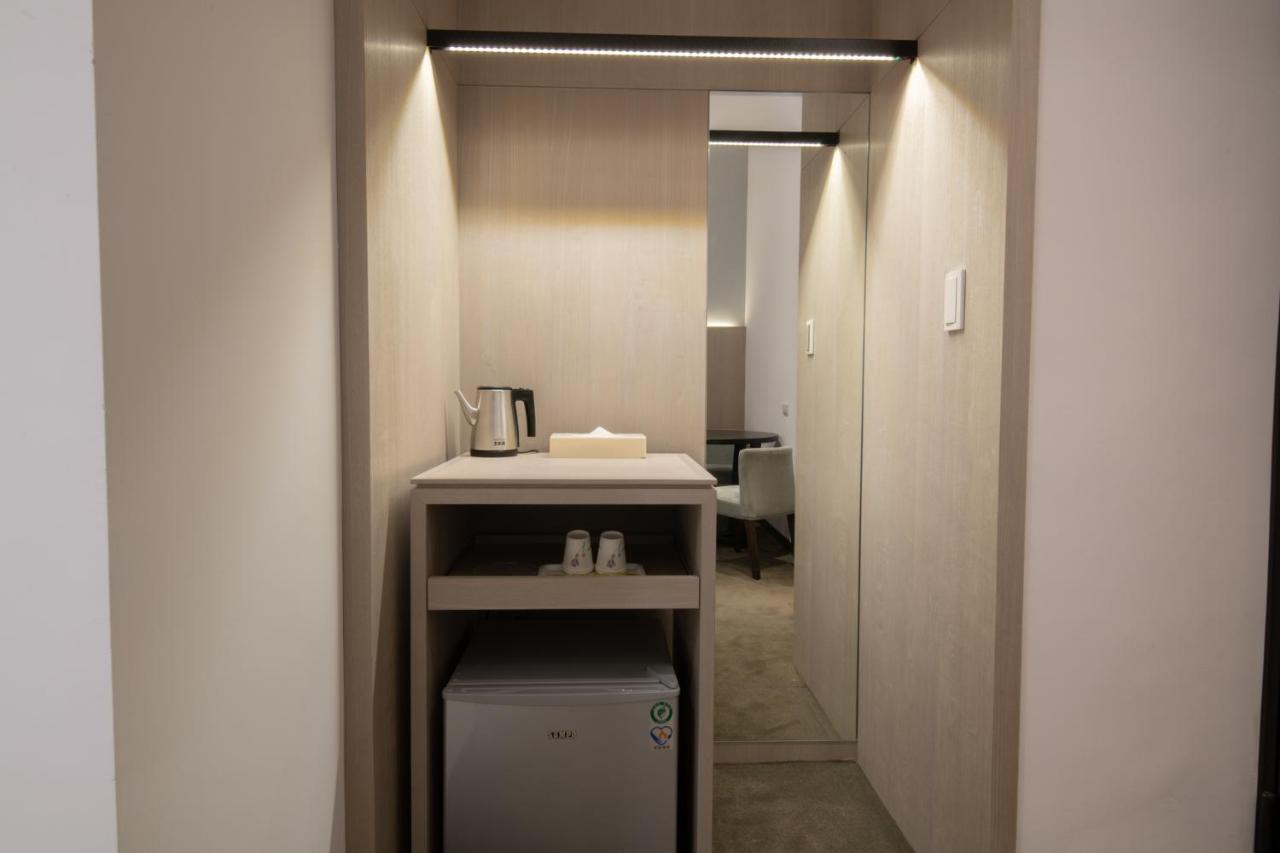 LIANN Hotel Taichung Buitenkant foto